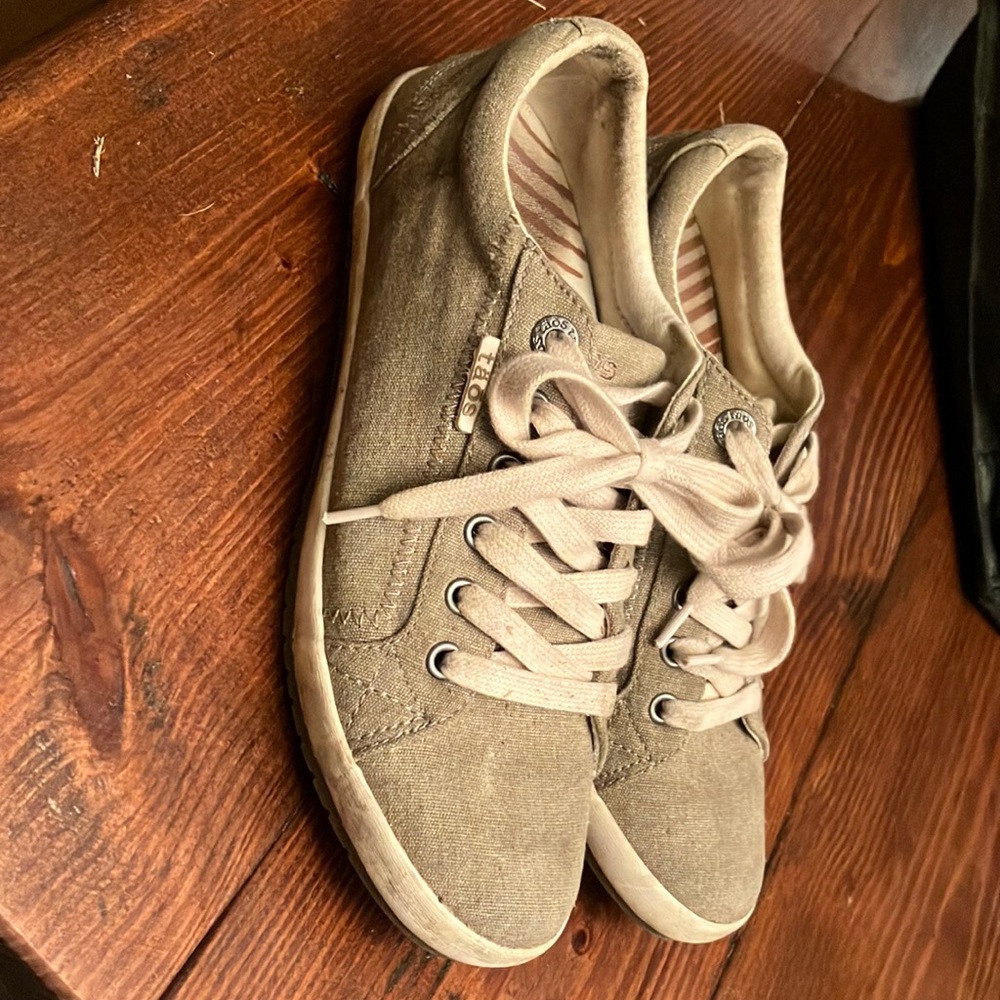 TäōsStar, size 8.5